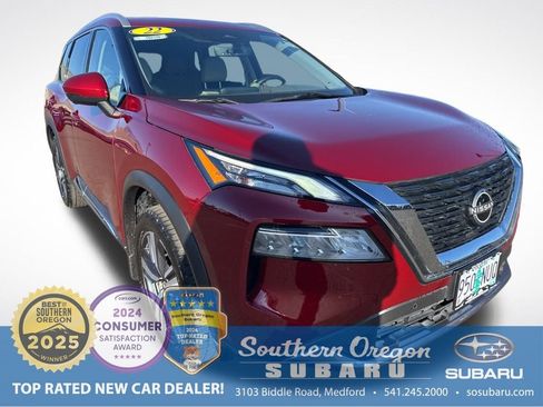 Used 2022 Nissan Rogue SL w/ SL Premium Package image 1