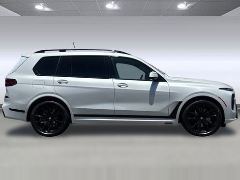 New 2027 BMW X7 xDrive40i w/ Executive Package AWD/4WD image 8