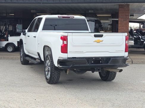 Used 2025 Chevrolet Silverado 2500 Custom w/ Custom Value Package image 8