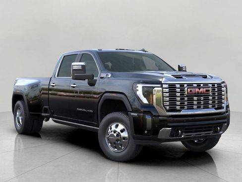 New 2026 GMC Sierra 3500 Denali w/ Denali Reserve Package image 7
