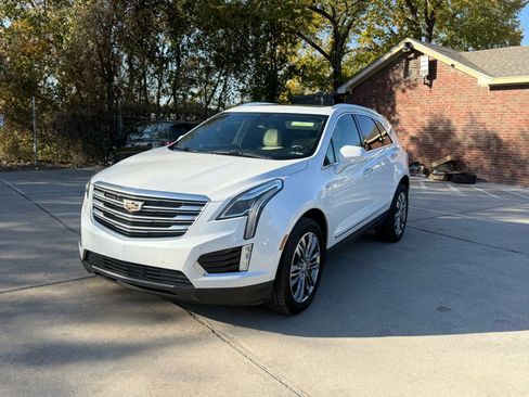 Used 2018 Cadillac XT5 Premium Luxury image 1