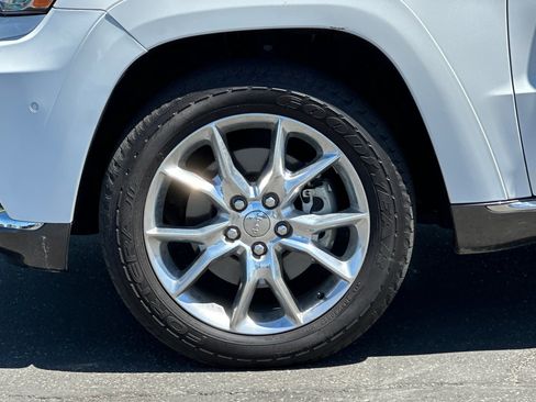 Used 2014 Jeep Grand Cherokee Summit AWD/4WD image 27