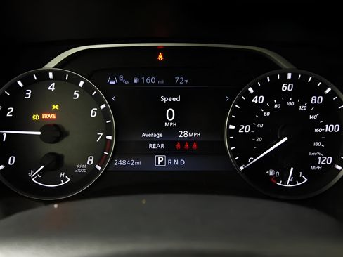 Used 2024 Nissan Frontier SV w/ SV Convenience Package RWD image 22