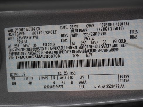 Used 2021 Ford Escape SE w/ SE Sport Appearance Package image 27