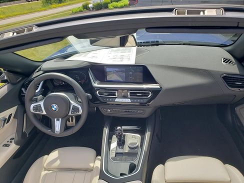 Used 2024 BMW Z4 sDrive30i w/ Premium Package RWD image 15