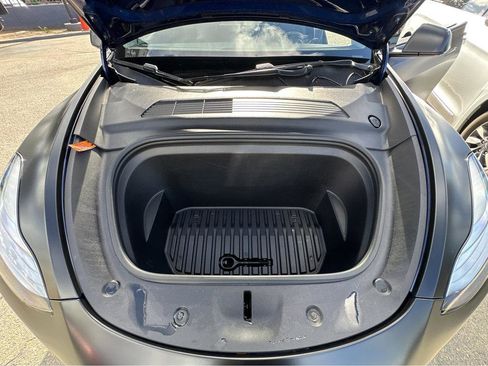 Used 2020 Tesla Model Y Performance image 39