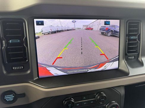 Used 2024 Ford Bronco Wildtrak image 21