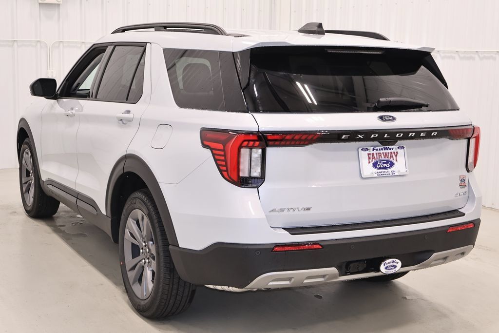 New 2026 Ford Explorer Active w/ Active Comfort Package AWD/4WD image 7