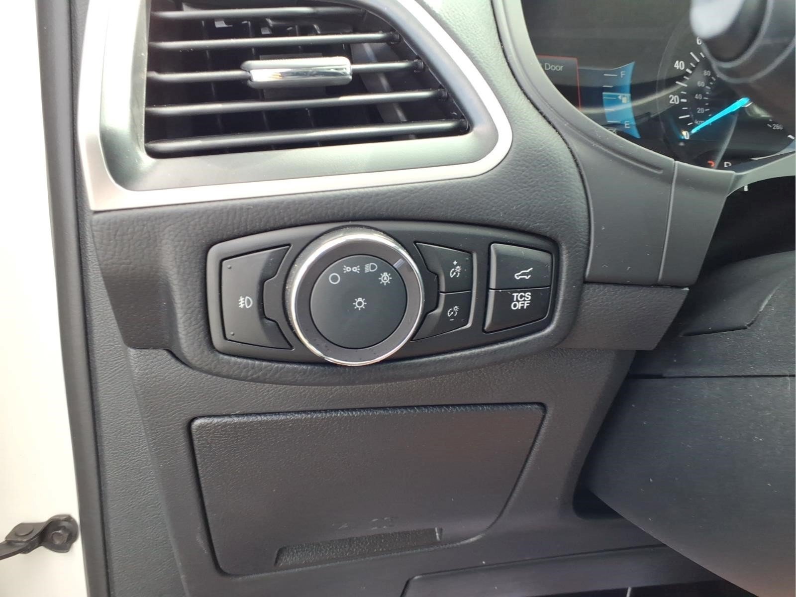 Used 2024 Ford Edge SEL w/ Convenience Package AWD/4WD image 17