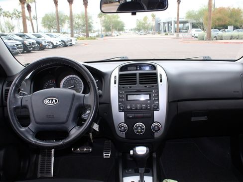 Used 2009 Kia Spectra5 SX image 12