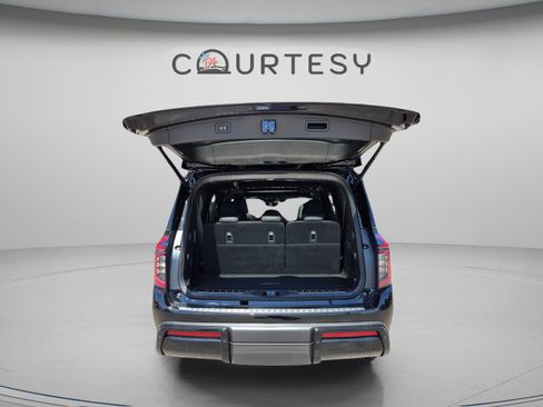 New 2026 Nissan Armada PRO-4X AWD/4WD image 10