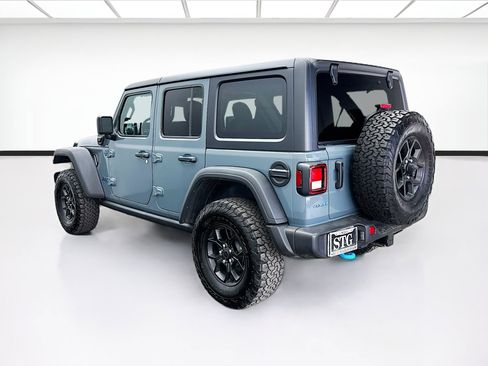 Used 2024 Jeep Wrangler Unlimited AWD/4WD image 6