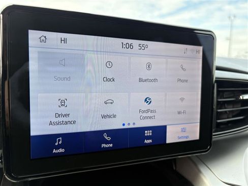 Used 2022 Ford Explorer XLT image 24