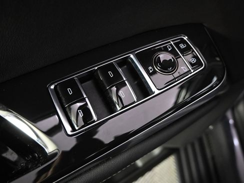 Certified 2025 Cadillac Escalade Sport w/ Touring Package image 23