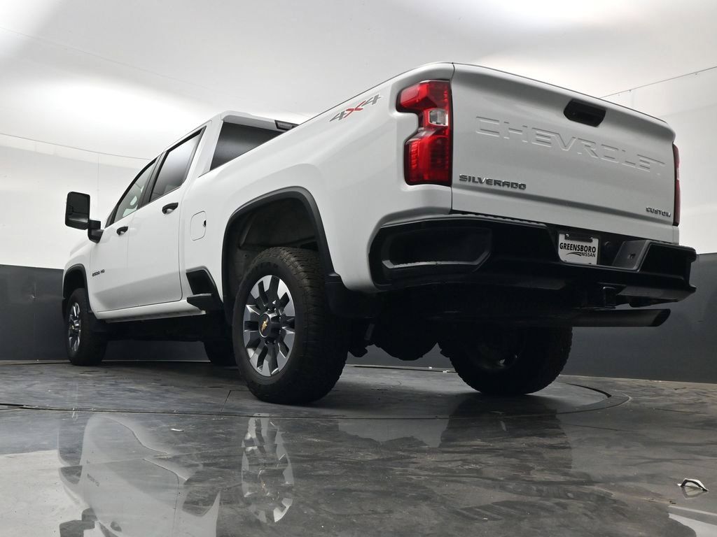 Used 2024 Chevrolet Silverado 2500 Custom AWD/4WD image 39