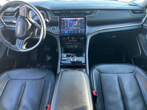 Used 2022 Jeep Grand Cherokee L Limited image 22