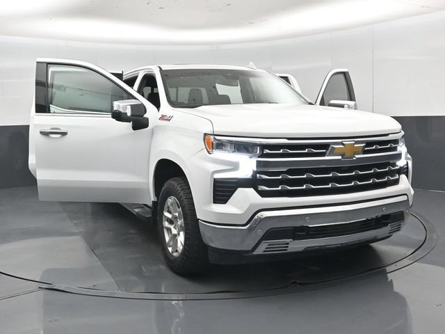 Used 2023 Chevrolet Silverado 1500 LTZ w/ LTZ Convenience Package II AWD/4WD image 56