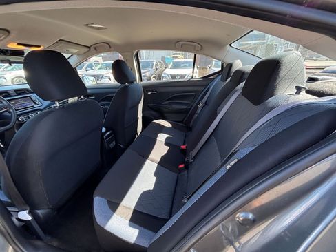 Used 2025 Nissan Versa SV FWD image 23