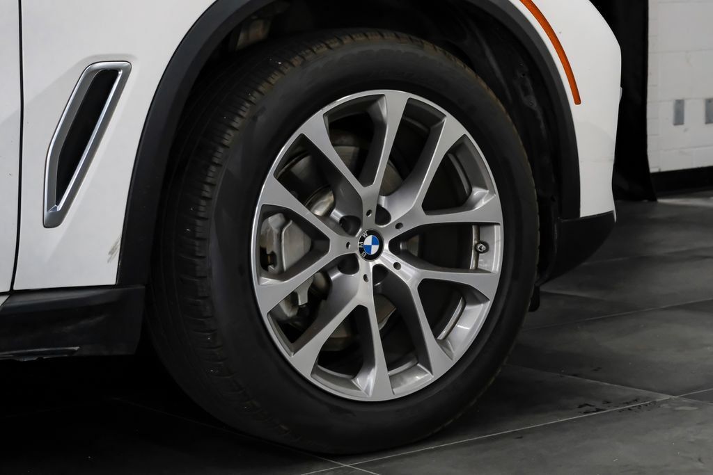 Used 2019 BMW X5 xDrive40i AWD/4WD image 69