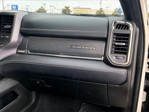 Used 2019 RAM 3500 Limited image 21