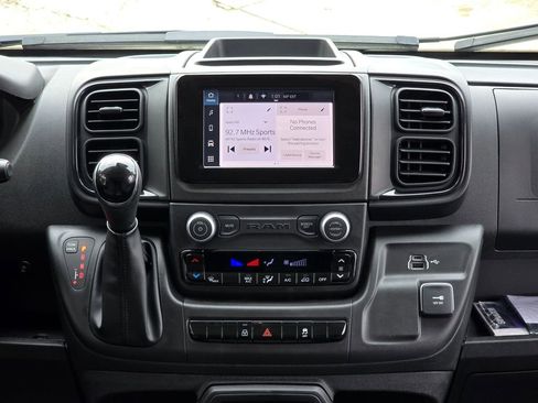 Used 2025 RAM ProMaster 2500 image 30