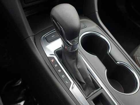 Used 2024 Chevrolet Equinox LT image 11