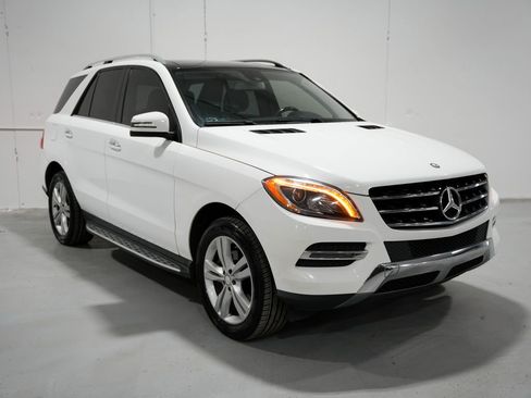 Used 2015 Mercedes-Benz ML 350 4MATIC image 8