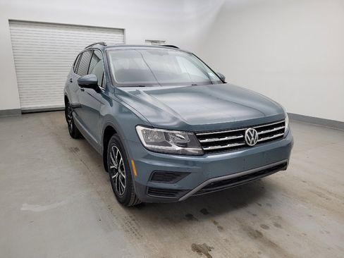 Used 2021 Volkswagen Tiguan SE image 13