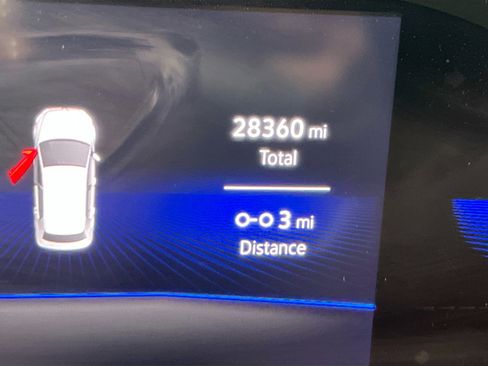 Used 2023 Volkswagen Tiguan SE R-Line image 12