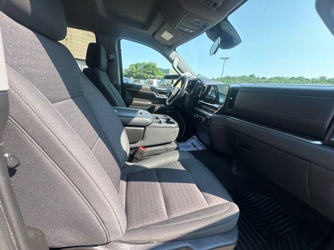Used 2023 Chevrolet Silverado 1500 LT AWD/4WD image 21