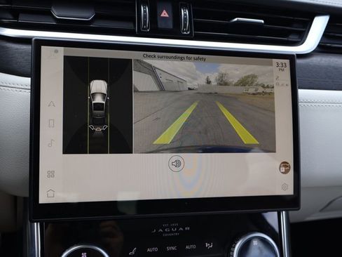 Used 2023 Jaguar XF R-Dynamic SE image 20