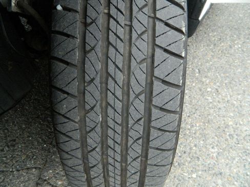 Used 2009 Nissan Versa 1.8 S w/ ABS Pkg image 23