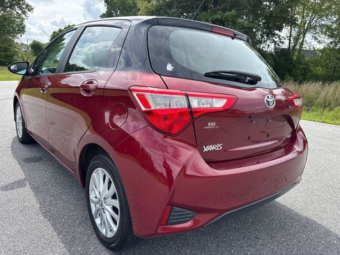 Used 2018 Toyota Yaris LE FWD image 3