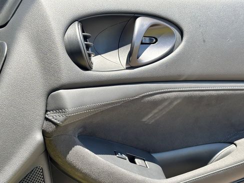 Used 2023 Nissan Z w/ Floor Mat Package (L93) RWD image 12