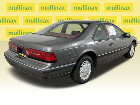 Used 1989 Ford Thunderbird LX image 4