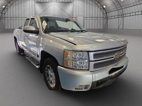 Used 2012 Chevrolet Silverado 1500 LTZ w/ LTZ Plus Package AWD/4WD image 5