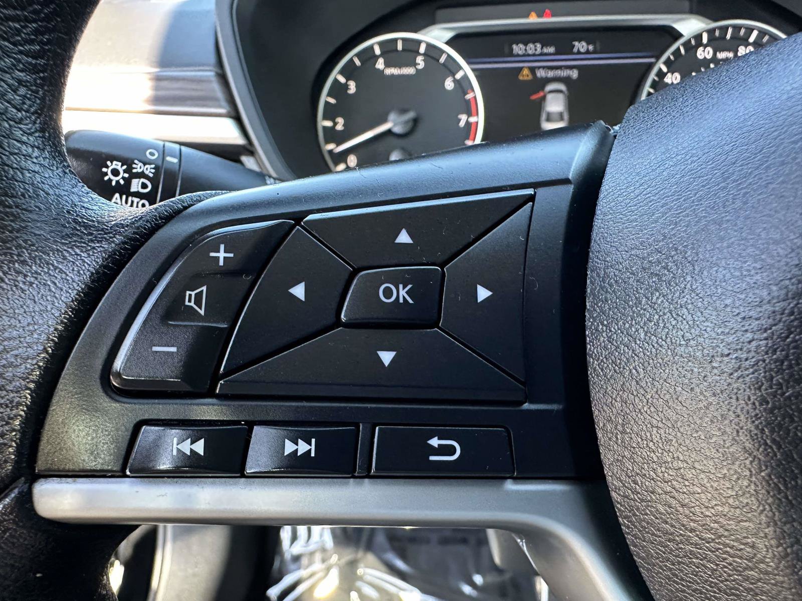 Used 2024 Nissan Altima 2.5 SV FWD image 20