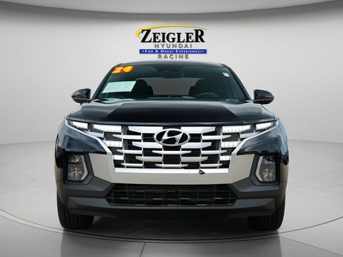 Certified 2024 Hyundai Santa Cruz SEL FWD image 2