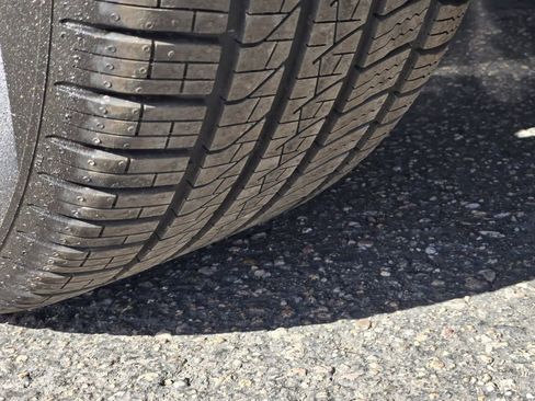 New 2026 BMW X5 xDrive50e w/ Climate Comfort Package AWD/4WD image 12