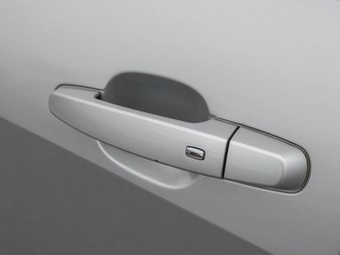 Used 2020 Chevrolet Malibu LT image 43