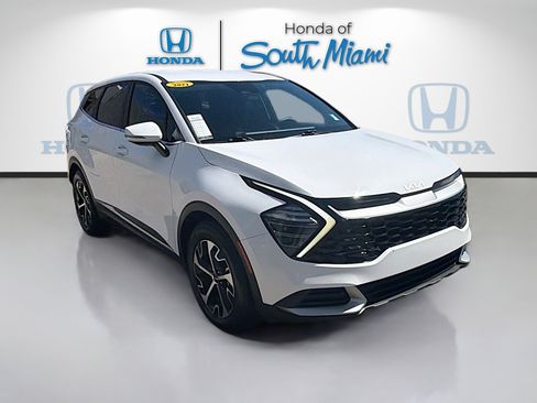 Used 2024 Kia Sportage EX image 1