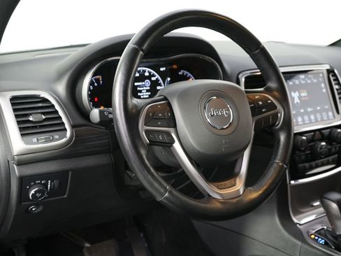 Used 2021 Jeep Grand Cherokee Laredo X AWD/4WD image 11