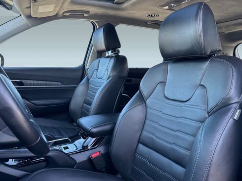 Used 2023 Kia Telluride SX Prestige image 5