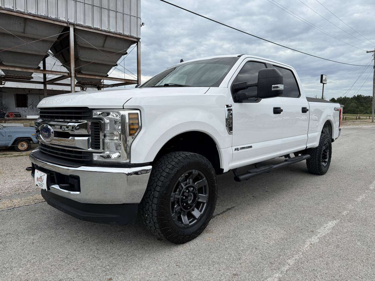 Used 2019 Ford F250 XLT w/ Snow Plow Prep Package AWD/4WD image 1