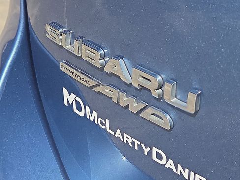 Used 2021 Subaru Forester Premium image 8