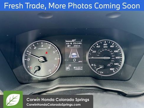 Used 2025 Subaru Outback Onyx Edition image 12