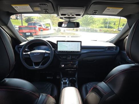 Used 2024 Ford Escape ST-Line Elite w/ Premium Technology Package AWD/4WD image 14