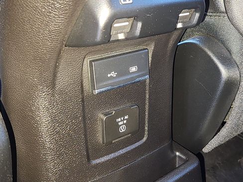 Used 2018 Jeep Wrangler Unlimited Rubicon image 14