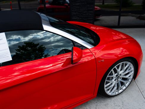 Used 2017 Audi R8 V10 image 64