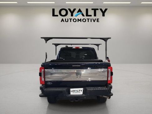 Used 2023 Ford F250 Platinum AWD/4WD image 4
